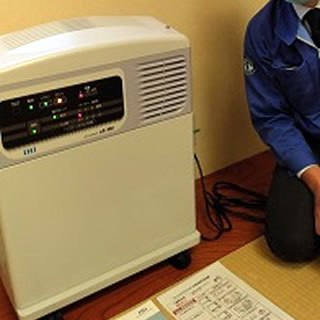 最新の消毒マシン、オゾン発生器の写真
